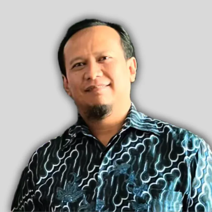 Hartono, S.T.